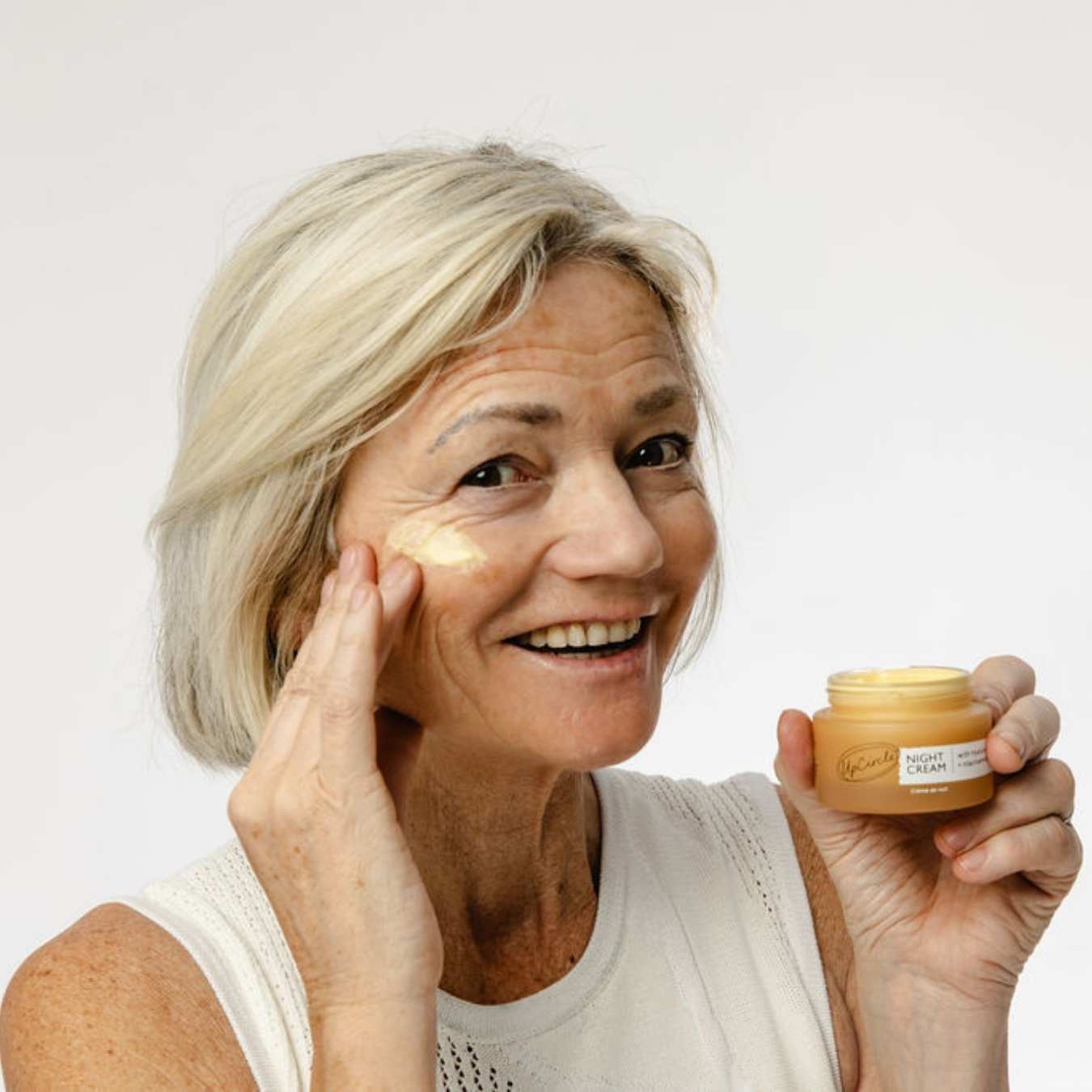 Night Cream with Hyaluronic Acid + Niacinamide - M2G