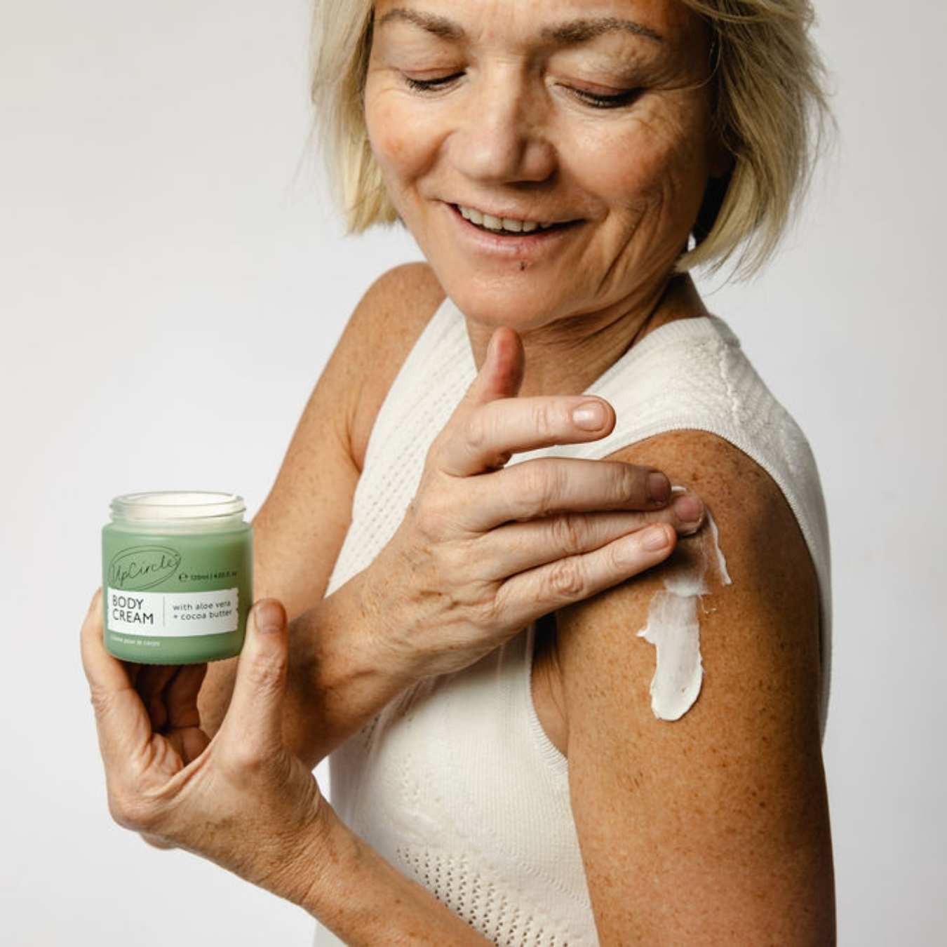 Natural Body Cream with Aloe Vera + Cocoa Butter - M2G