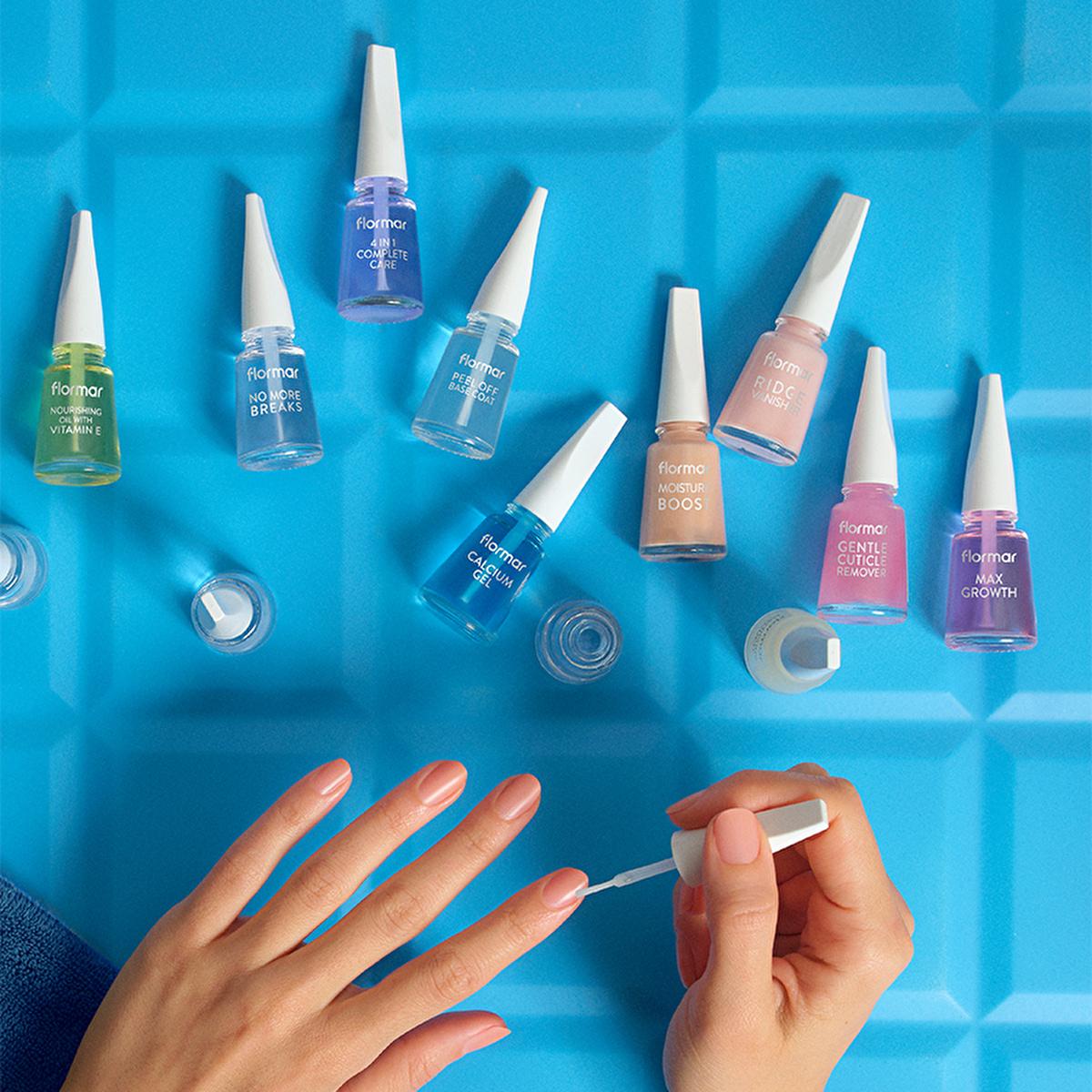 Flormar Extra Days Nail Polish Top Coat - Long-Lasting, Shiny Finish, Fast-Drying Nail Care