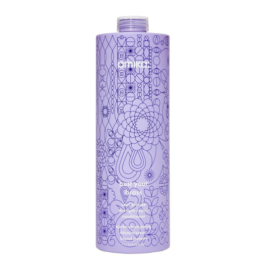 Amika Bust Your Brass Cool Blonde Strength Repair Conditioner - M2G