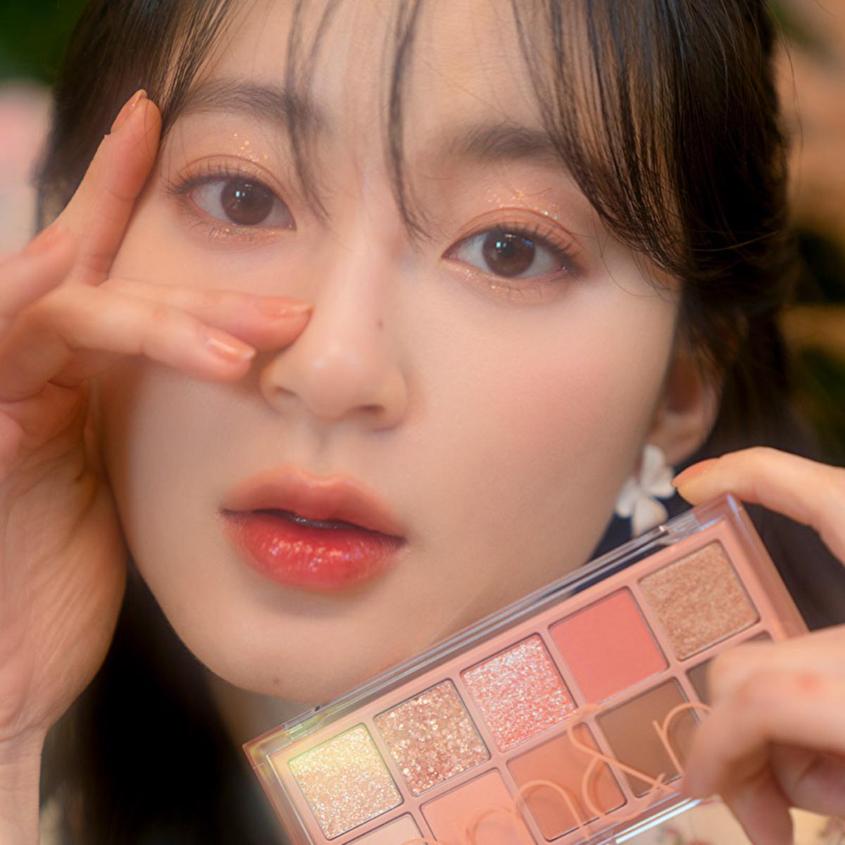 rom&nd Dreamy Lilac Garden Eyeshadow Palette: Create Stunning Eye Looks with Matte & Shimmer Shades, High Pigment Korean Eye Makeup